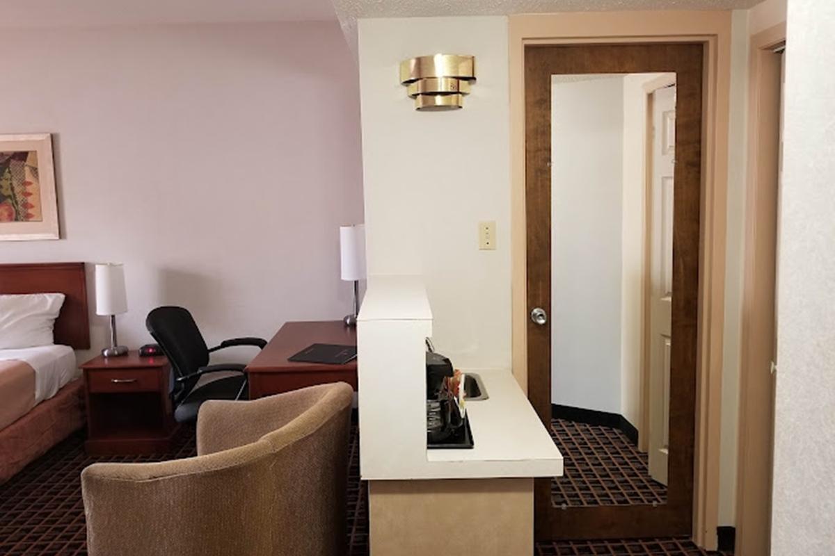 Ramada By Wyndham Yorkton Hotel Luaran gambar