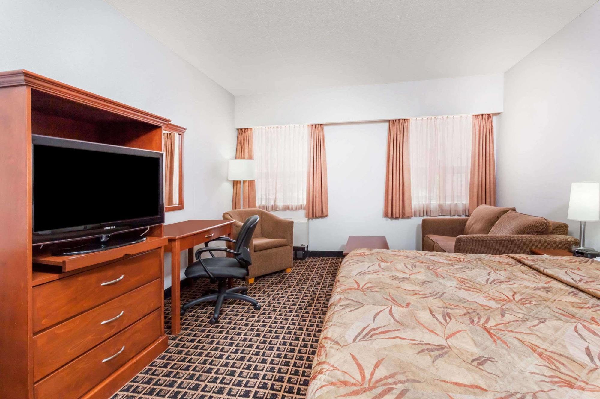 Ramada By Wyndham Yorkton Hotel Luaran gambar
